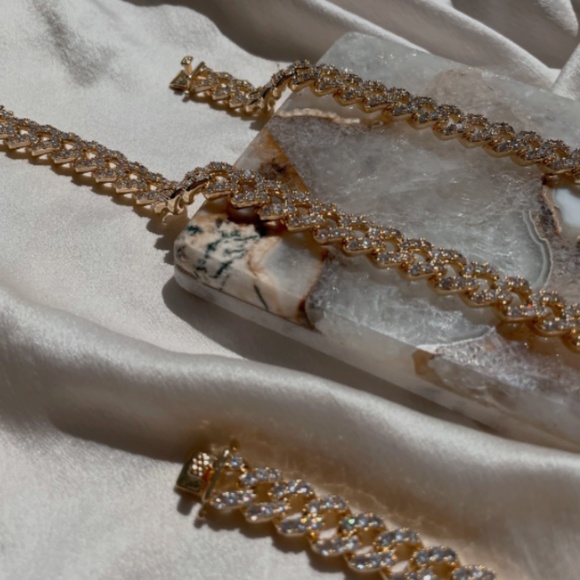 HEYMAEVE Diamonds & Cigars Bracelet - Picture 3 of 6